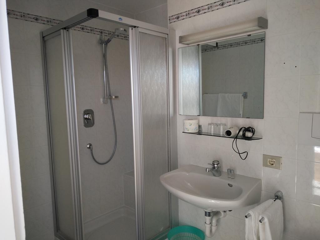 Das Kaltern Hotell Exteriör bild